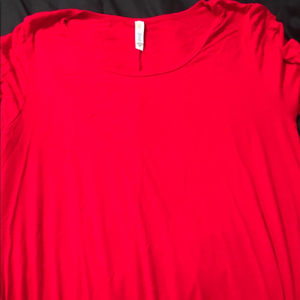 Large Red LuLaRoe Perfect T
